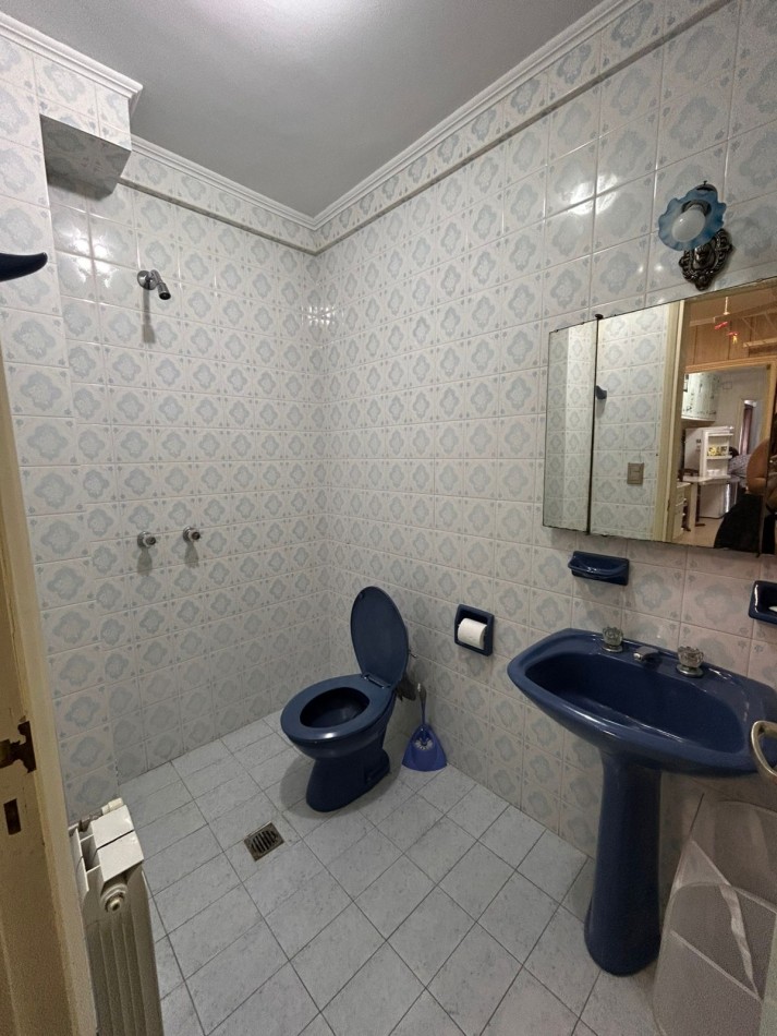 EXCELENTE DEPARTAMENTO DE 3 AMBIENTES CON DEPENDENCIA DE SERVICIO Y COCHERA- ZONA TORREON- VISTA PLENA AL  MAR