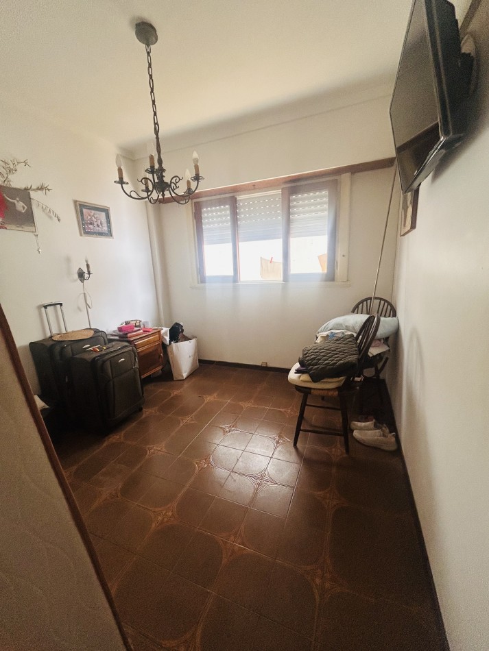 VENTA DEPARTAMENTO DE 2 AMBIENTES EN LA RIOJA Y LIBERTAD 