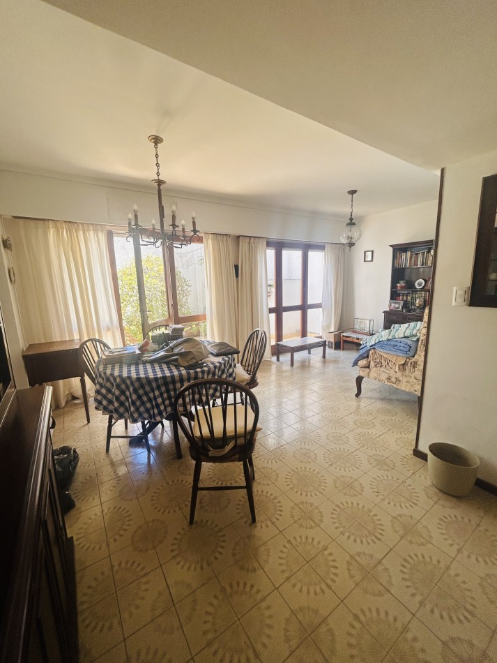 VENTA DEPARTAMENTO DE 2 AMBIENTES EN LA RIOJA Y LIBERTAD 