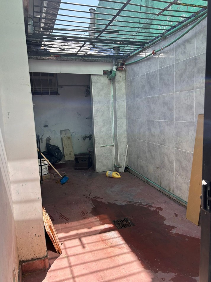 ALQUILER PARA USO COMERCIAL CASA DE 4 AMBIETES EN FUNES Y 11 DE SEPTIEMBRE