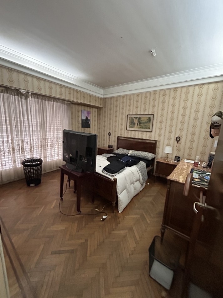 Venta Chalet de 5 ambientes en 9 de Julio y España 