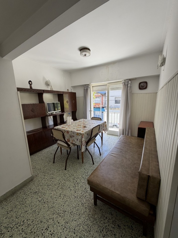 VENTA PH DE 3 AMBIENTES EN SALTA Y 3 DE FEBRERO 