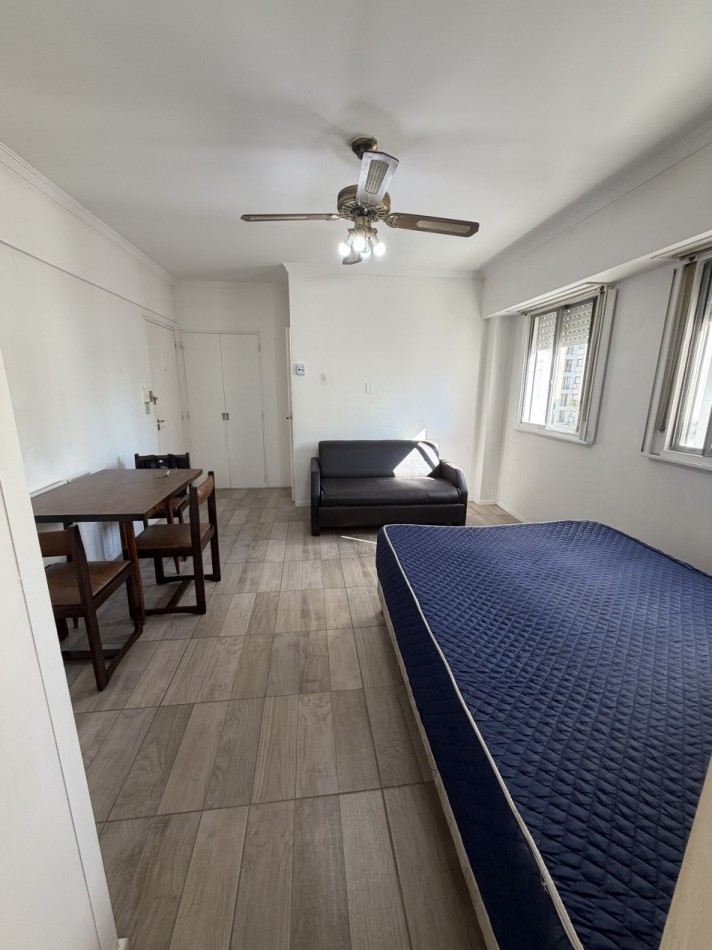 Alquiler departamento de 1 ambiente en Falucho y Catamarca 