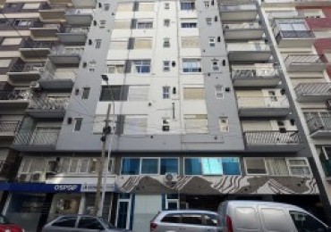 ALQUILER DEPARTAMENTO DE 1 AMBIENTE CON COCHERA EN TUCUMAN Y BROWN